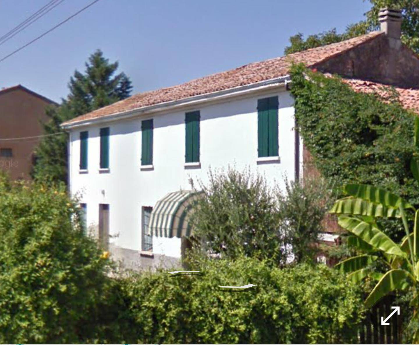 Rustico in vendita a Castiglione Mantovano, Roverbella (MN)