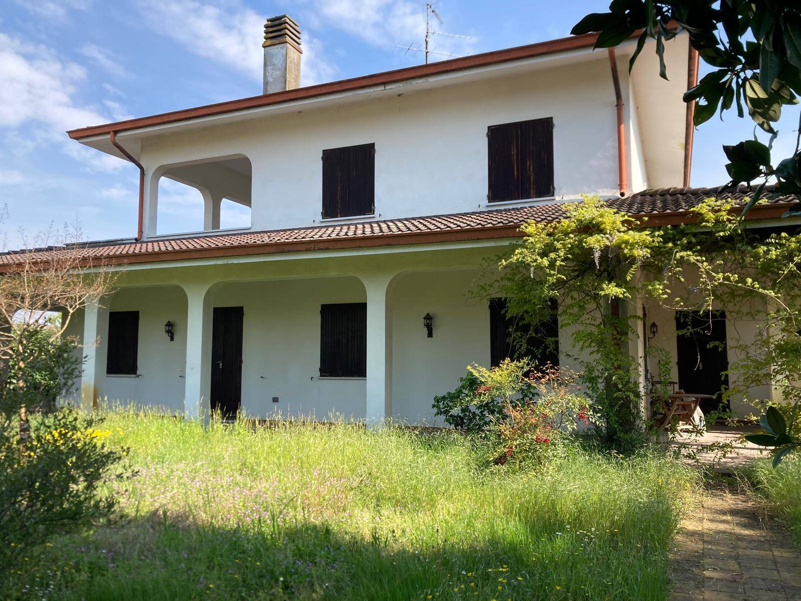 Villa in vendita a Curtatone (MN)