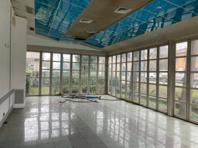 Locale commerciale in Vendita a Mantova