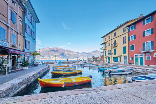 Apartment for Sale in Brenzone sul Garda