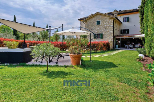 Country House / Rustico for Sale in Caprino Veronese