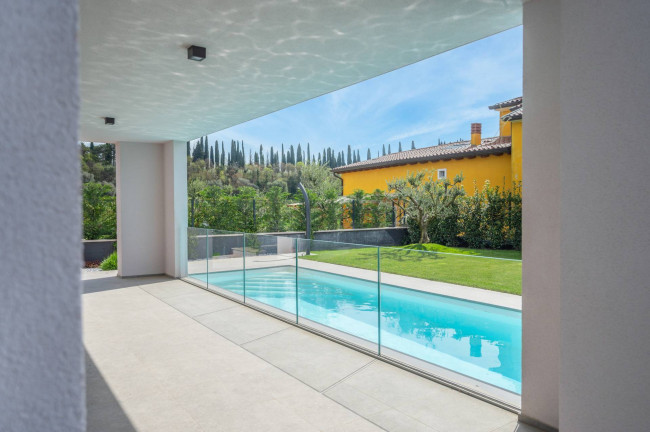 Villa in vendita a Costermano Sul Garda (VR)