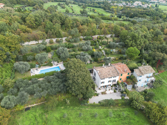 Rustico in vendita a Costermano Sul Garda (VR)