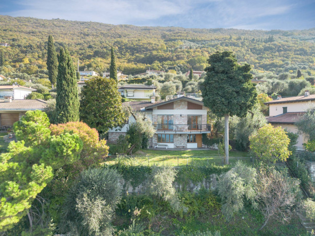 Villa in vendita a Torri Del Benaco (VR)