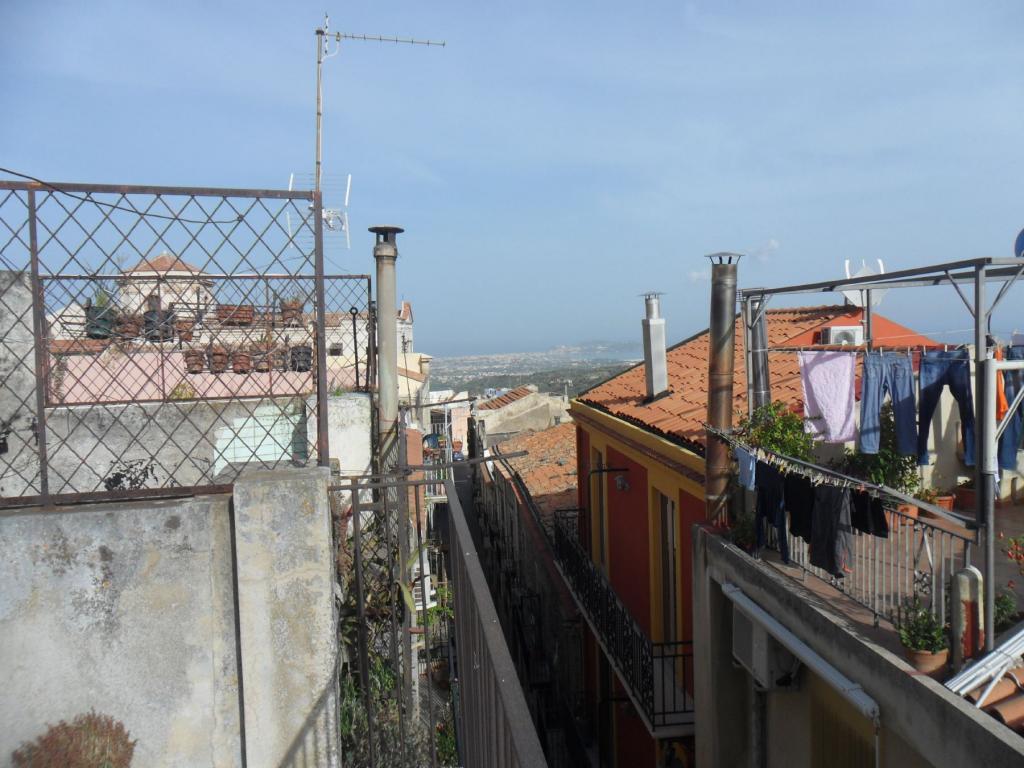 Villa Unifamiliare - Indipendente SANTA LUCIA DEL MELA vendita    casaitalia