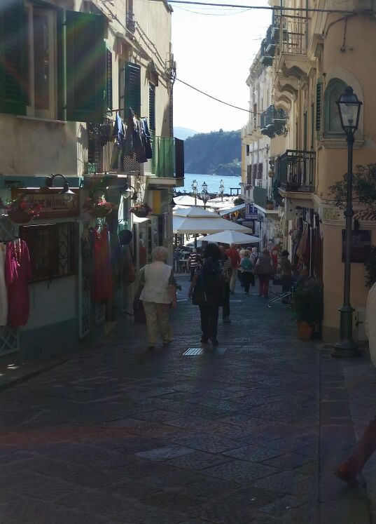 Villa Unifamiliare - Indipendente LIPARI vendita    casaitalia