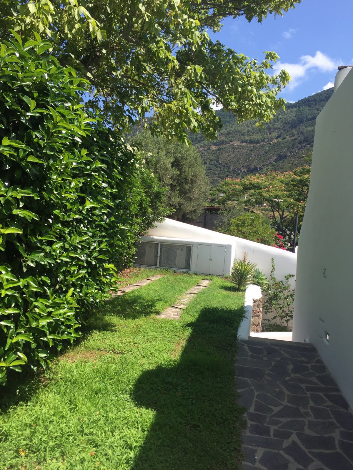 Villa LENI vendita    casaitalia