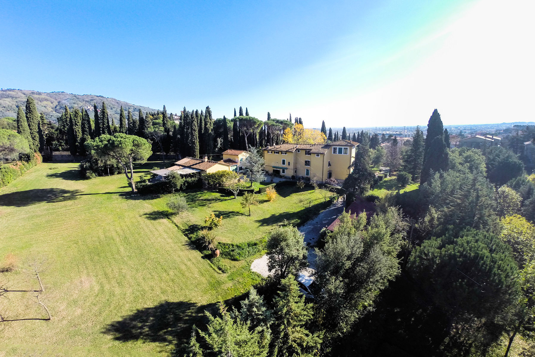 Villa PESCIA vendita    ASIP sas di Maurizio Bolognini e C.