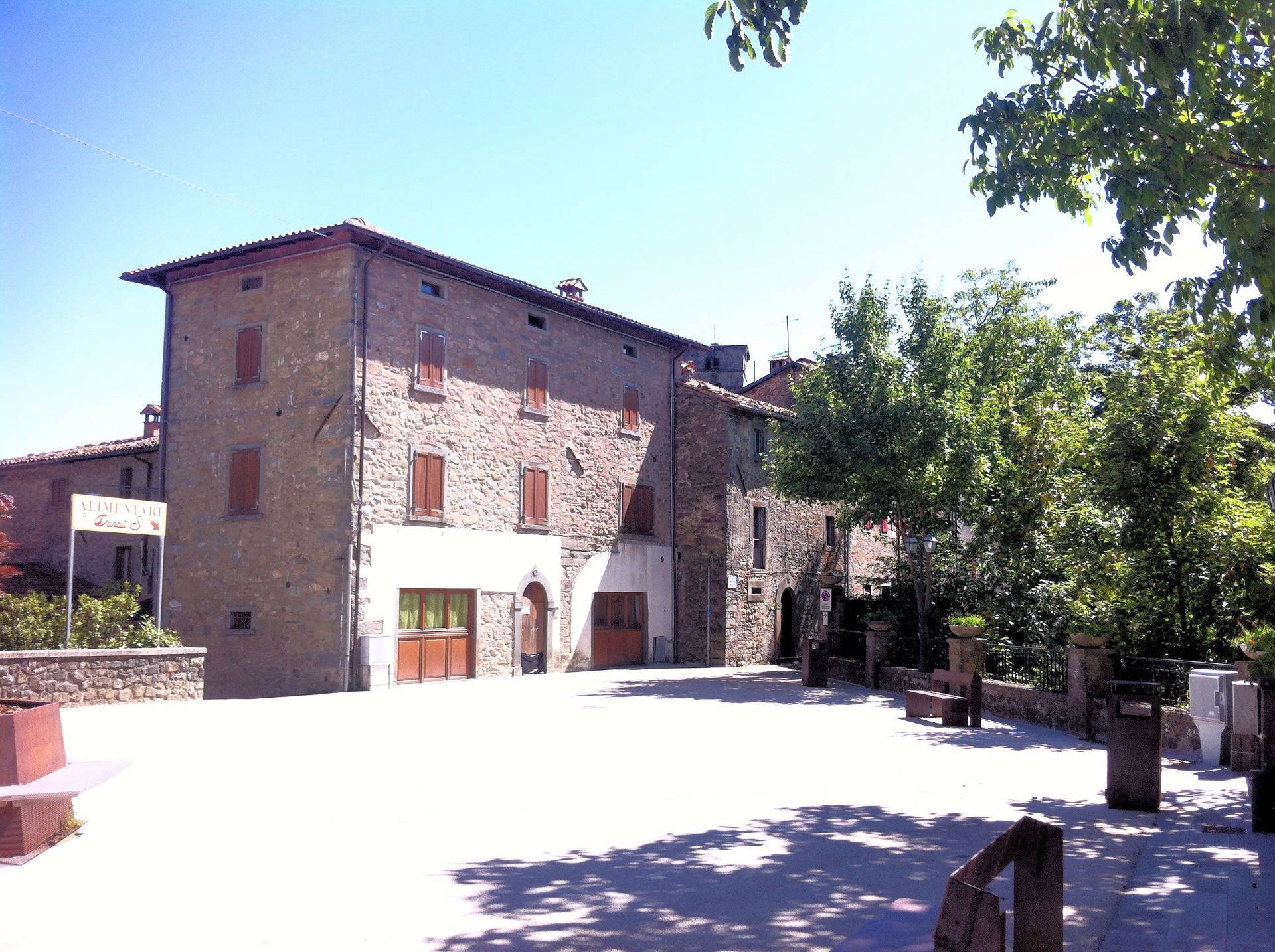  san romano in garfagnana vendita quart:  asip sas di maurizio bolognini e c.