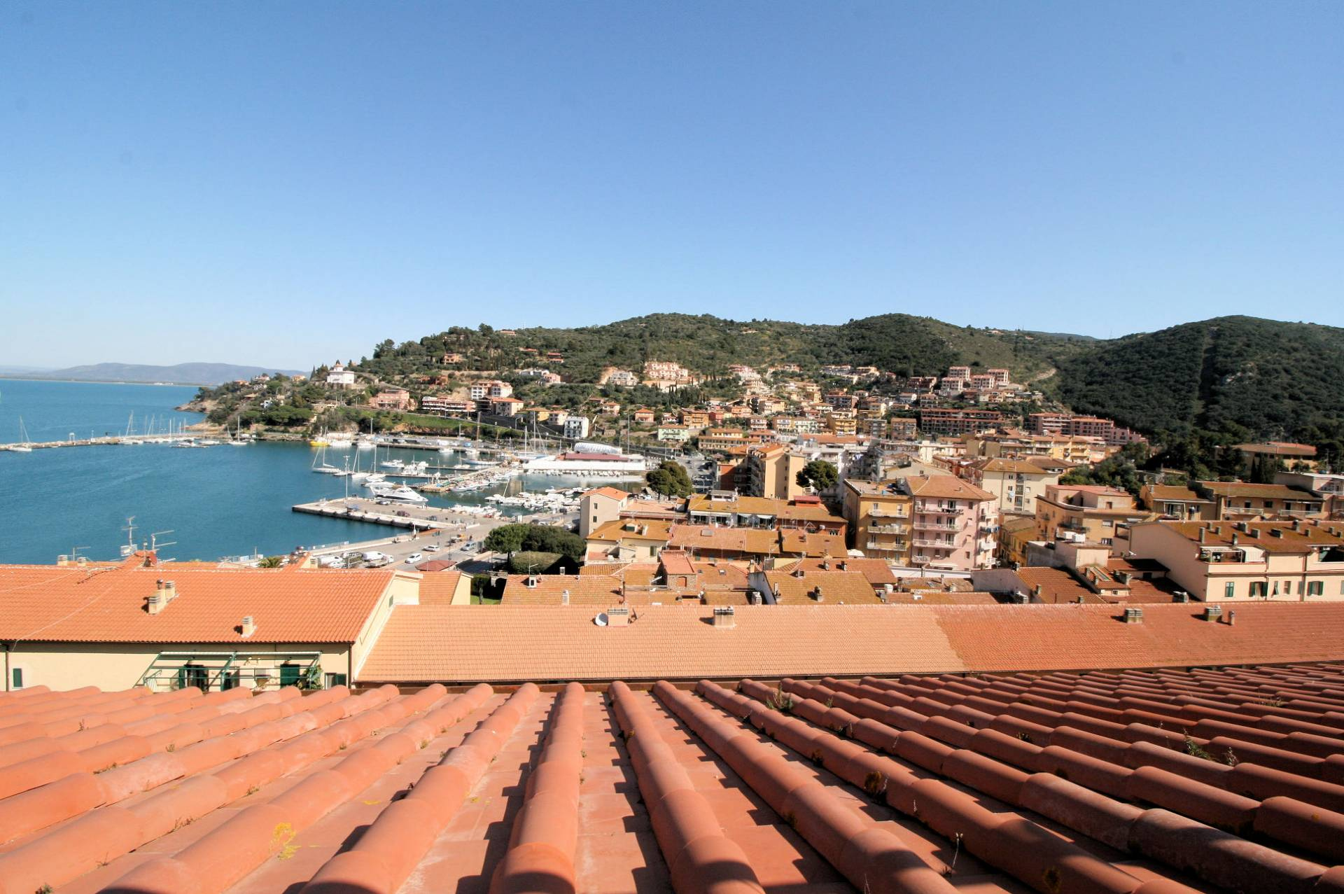  monte argentario vendita quart: porto santo stefano asip sas di maurizio bolognini e c.