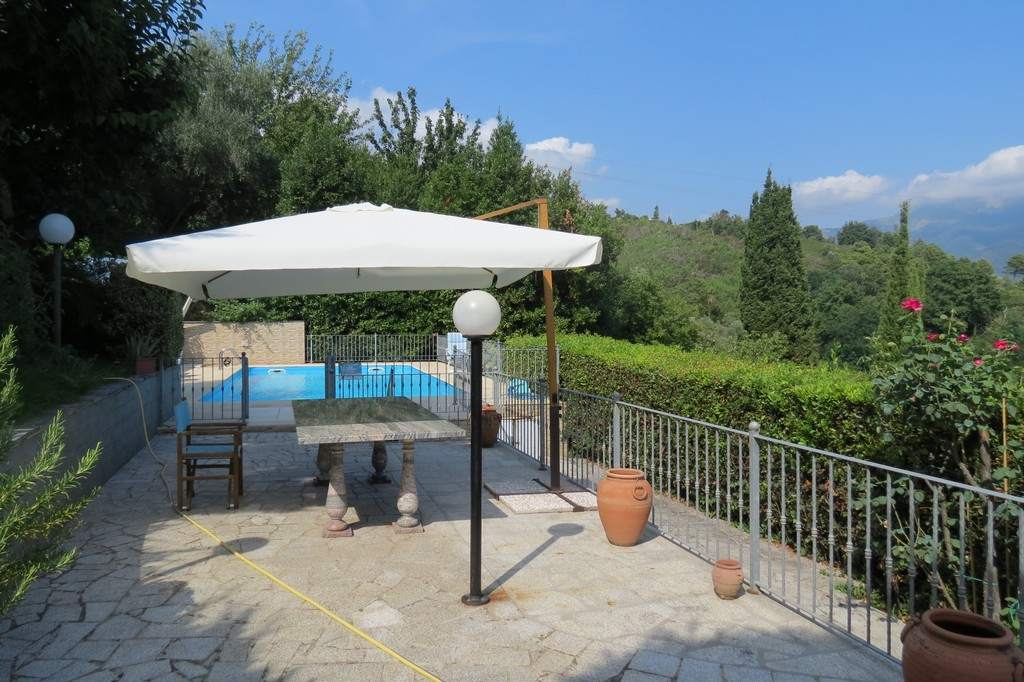 Villa CAMAIORE vendita  Capezzano Pianore  ASIP sas di Maurizio Bolognini e C.