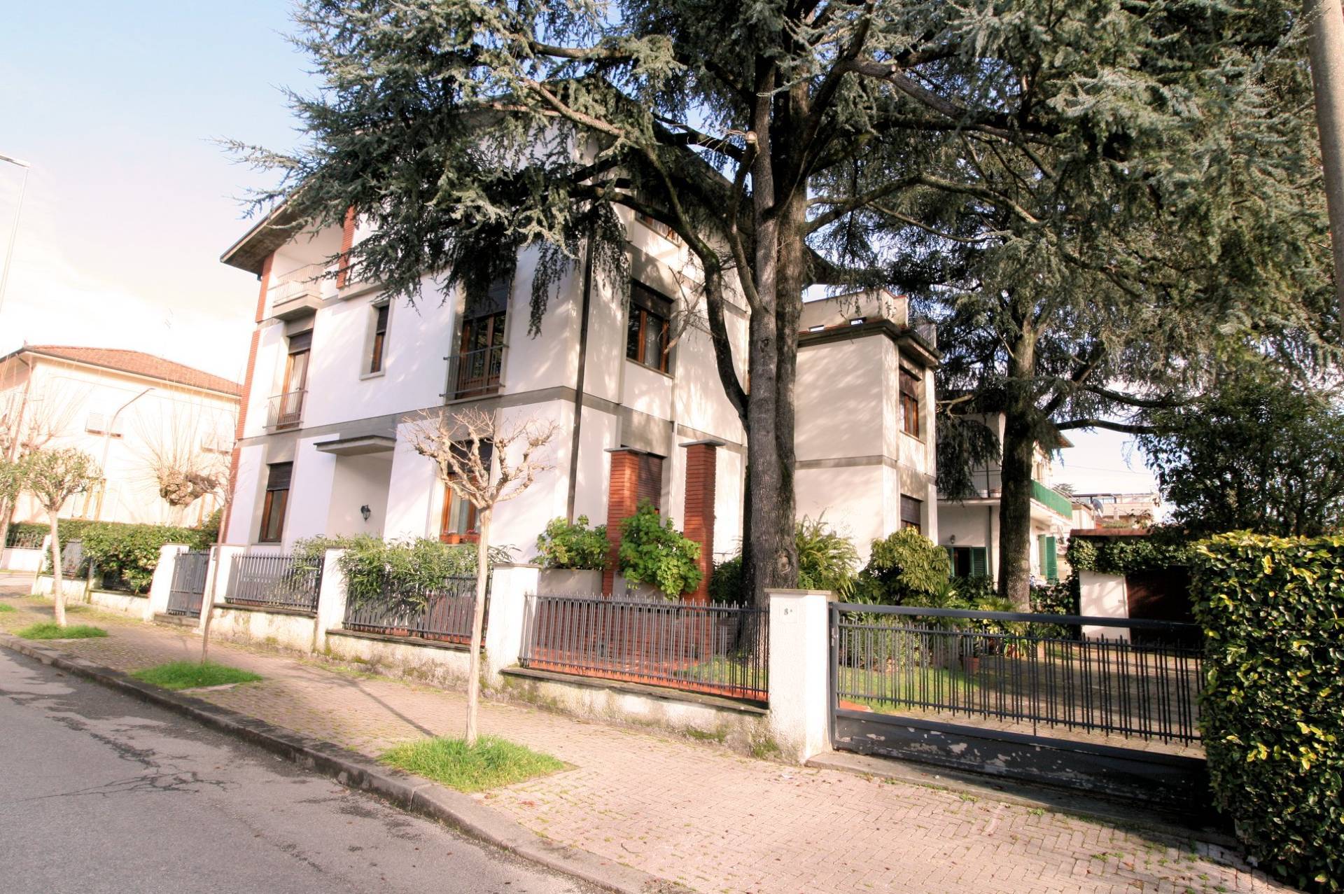 Villa in vendita Pistoia