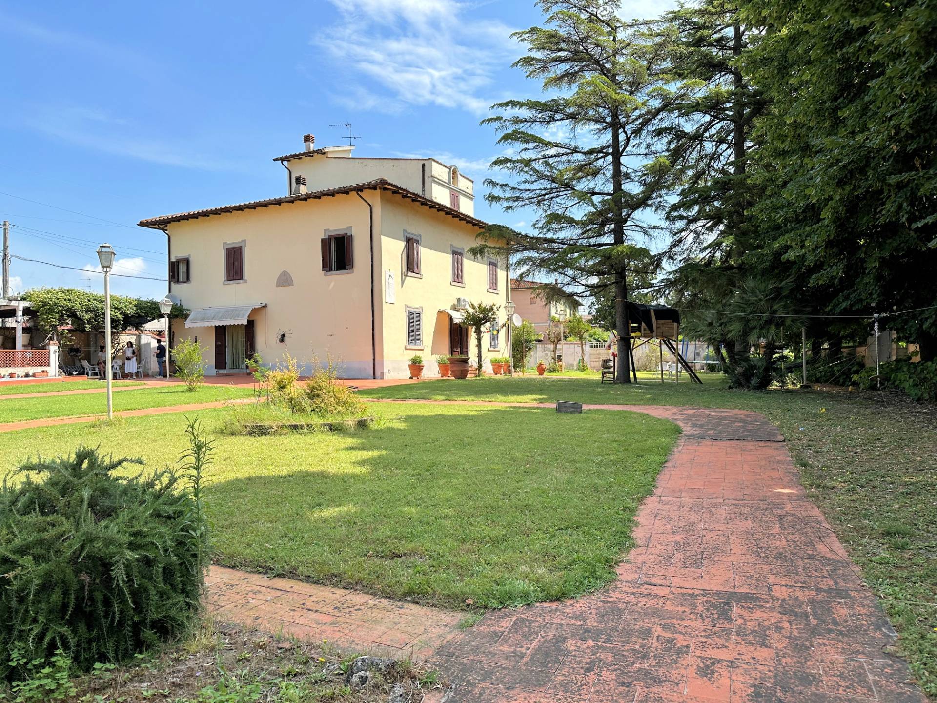 Villa in vendita a Bientina (PI)