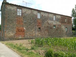 Rustico da ristrutturare in vendita a Ponte Buggianese