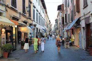 Bellissimo stabilimento balneare in Versilia in vendita a Viareggio