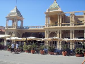 Bellissimo stabilimento balneare in Versilia in vendita a Viareggio