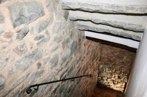 Terratetto semindipendente in borgo antico in vendita a Pescia