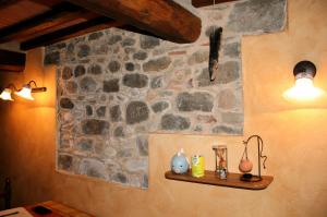 Terratetto semindipendente in borgo antico in vendita a Pescia