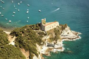 Stupendo complesso turistico ricettivo in posizione strategica in vendita a Grosseto