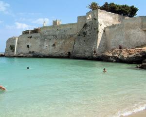 Gestione attivita' commerciale di complesso turistico ricettivo in vendita a Monte Argentario
