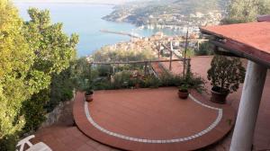 Villa con dependance e vista mare in vendita a Monte Argentario