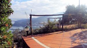 Villa con dependance e vista mare in vendita a Monte Argentario