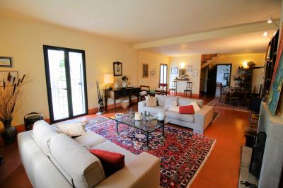 Casa colonica con piscina e vista panoramica in vendita a Buggiano