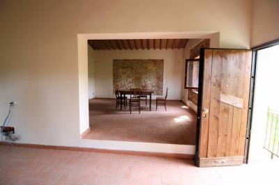 Casa colonica ristrutturata con parco e piscina in vendita a Casciana Terme Lari
