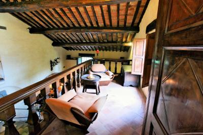 Rustico Toscano in vendita a Camaiore
