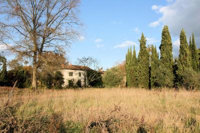 Complesso immobiliare di ampia metratura da ristrutturare in vendita a Altopascio