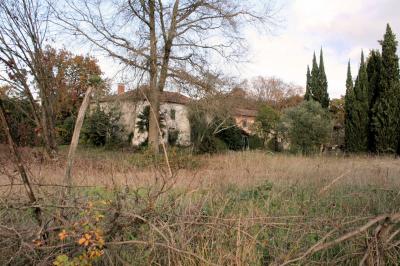 Complesso immobiliare di ampia metratura da ristrutturare in vendita a Altopascio
