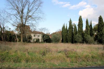 Complesso immobiliare di ampia metratura da ristrutturare in vendita a Altopascio