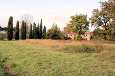 Complesso immobiliare di ampia metratura da ristrutturare in vendita a Altopascio