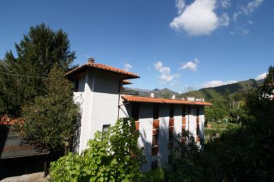 Progetto per la realizzazione di quattro villette a schiera nell'ex Albergo La Pace in vendita a San Marcello Piteglio