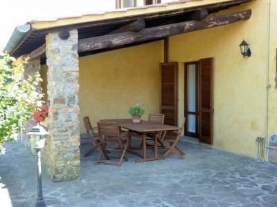 Complesso agrituristico con parco e piscina in vendita a Massa Marittima