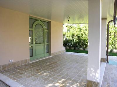 Villetta unifamiliare con giardino in vendita a Forte dei Marmi