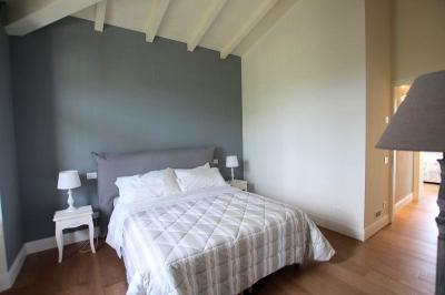 Azienda agricola con villa e piscina in vendita a Montecatini Val di Cecina