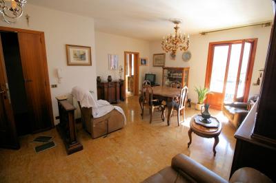 Appartamento al piano secondo con cantina e garage in vendita a San Marcello Piteglio