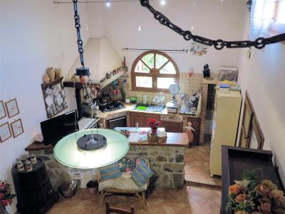 Rustico ristrutturato in posizione collinare in vendita a Gavorrano