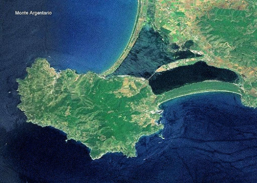 Lotto di terreno con progetto approvato per la realizzazione di un parcheggio per 85 posti auto in vendita a Monte Argentario