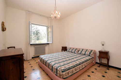Villa in collina con parco in vendita a Camaiore