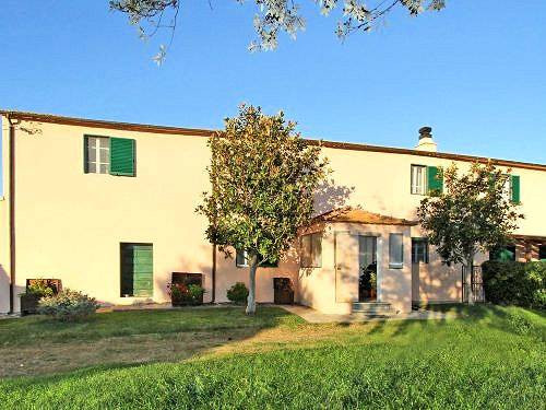 Casale di campagna vicino al mare in vendita a Castiglione della Pescaia