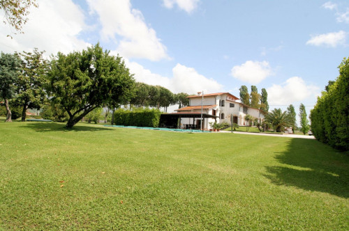 Villa prestigiosa con parco e piscina in vendita a Pietrasanta