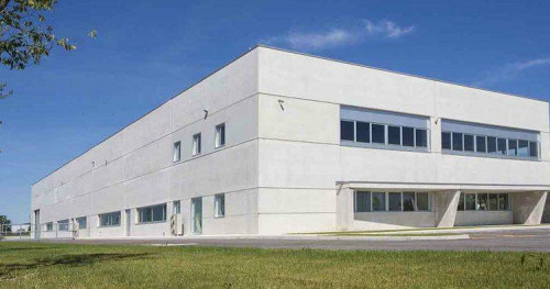 Proponiamo capannoni artigianali e industriali di varie metrature in vendita a Pistoia