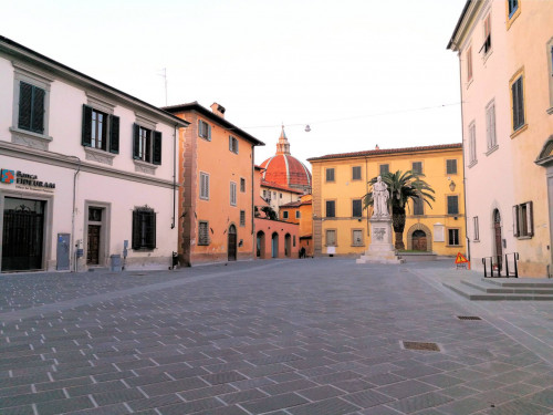Appartamento al piano secondo con ascensore in vendita a Pistoia