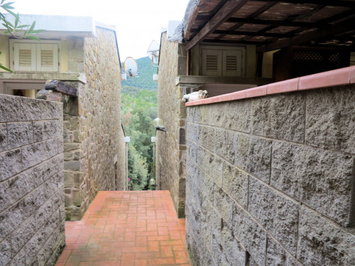 Villetta indipendente con piscina condominiale in vendita a Castiglione della Pescaia
