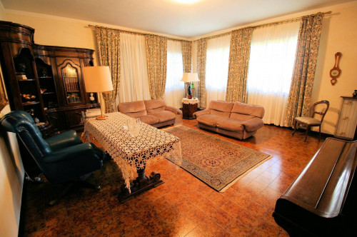 Villa singola con ampio giardino in vendita a Santa Croce sull'Arno