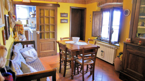 Appartamento in stile rustico Toscano ristrutturato in vendita a San Giuliano Terme