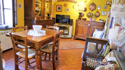 Appartamento in stile rustico Toscano ristrutturato in vendita a San Giuliano Terme