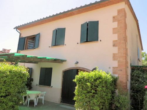 Casale in stile Toscano completamente ristrutturato in vendita a Gavorrano
